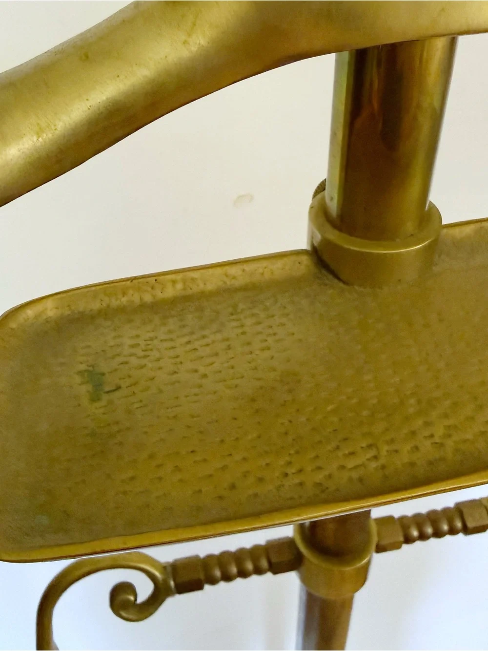 Vintage Hollywood Regency Brass Valet Stand Suit Wardrobe Floor Hanger